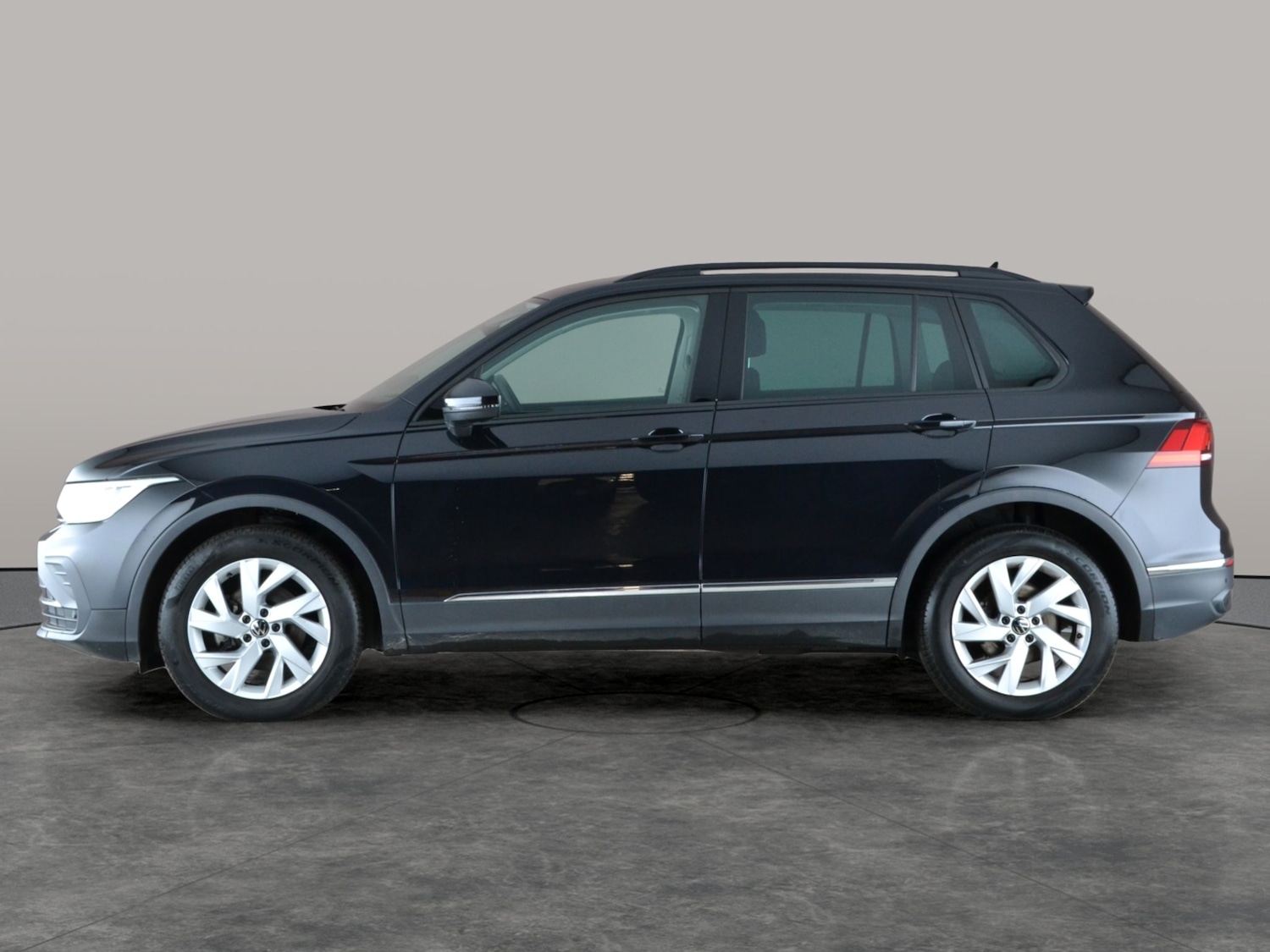 Used Volkswagen Tiguan 2022 for sale - 77283504: Photo 12