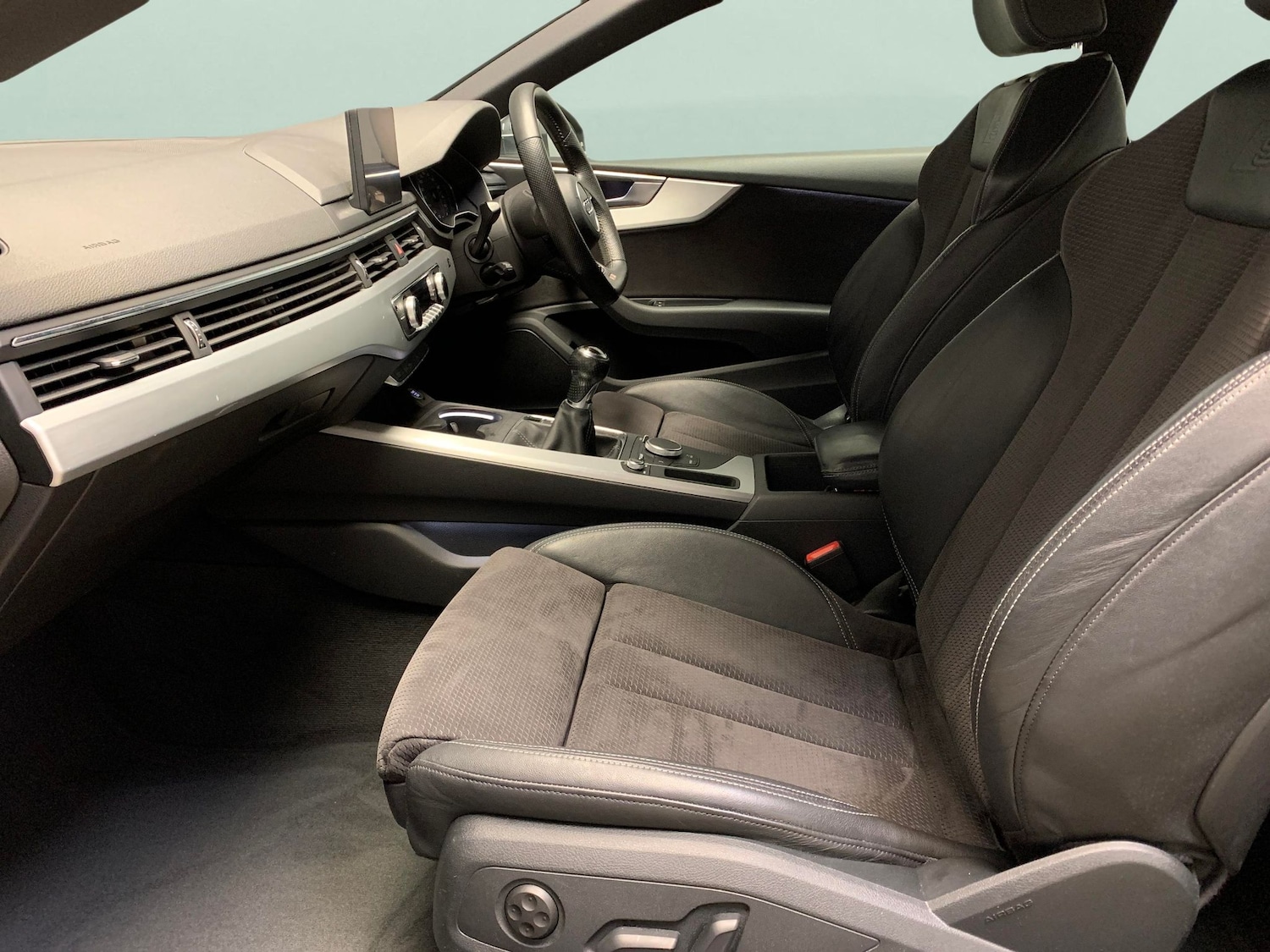 Used Audi A5 2017 for sale - 76526665: Photo 4