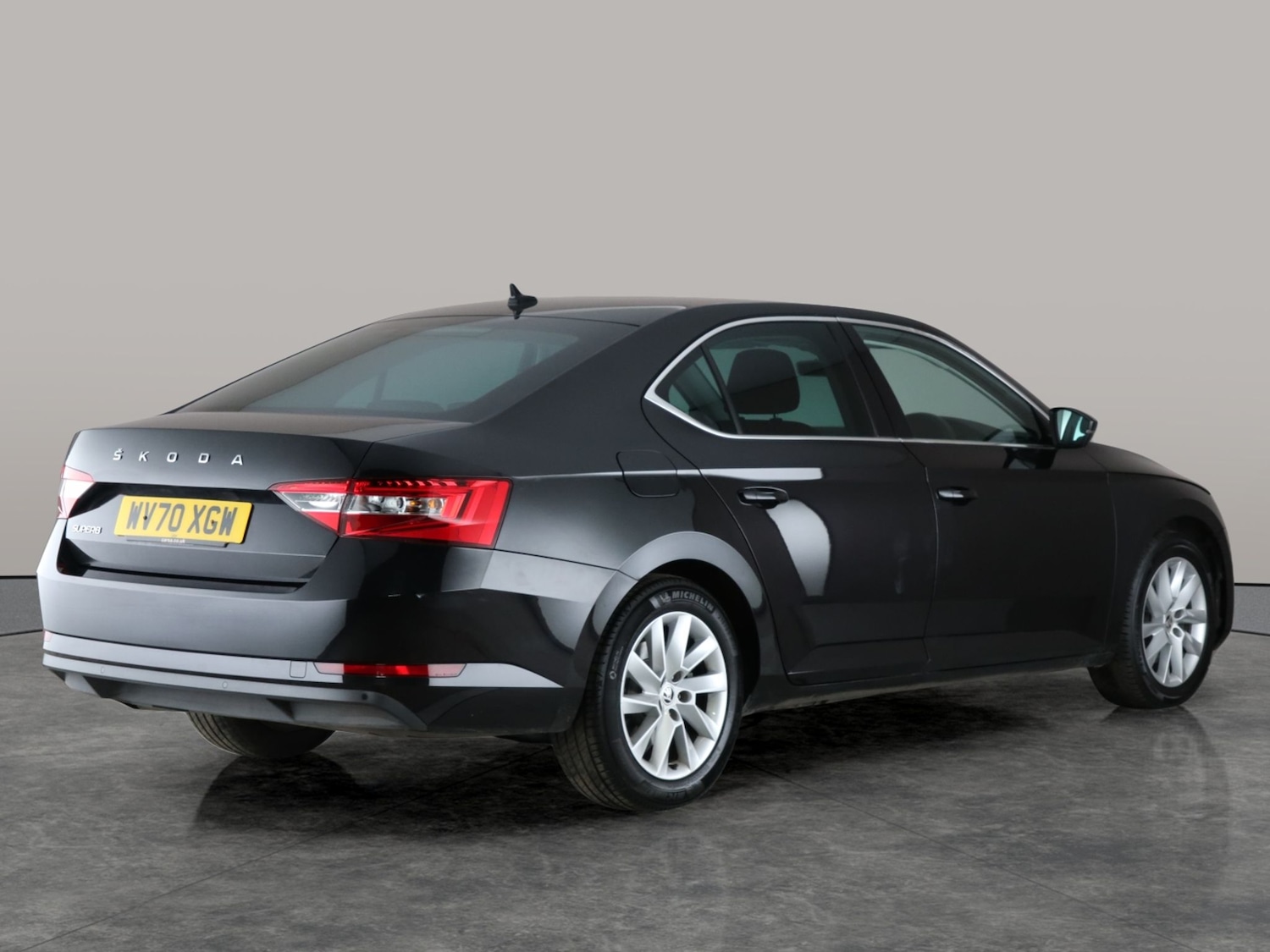 Used Skoda Superb 2020 for sale - 76722594: Photo 9