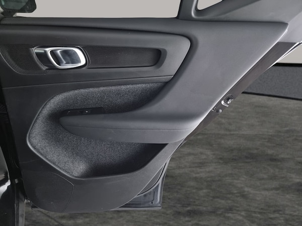 Used Volvo XC40 2022 for sale - 76274988: Photo 34
