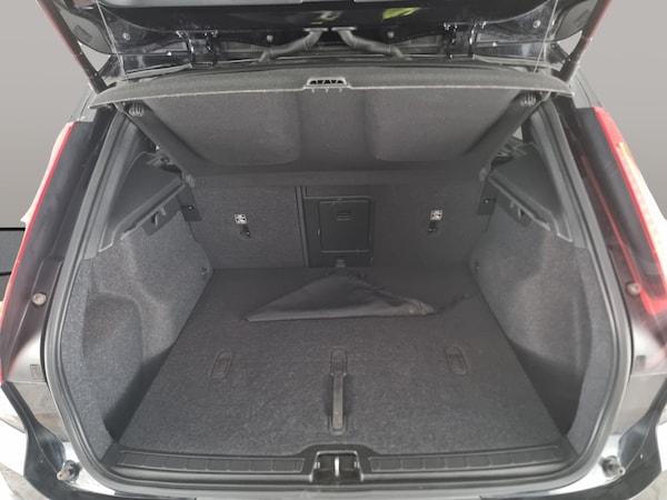 Used Volvo XC40 2022 for sale - 76274988: Photo 38