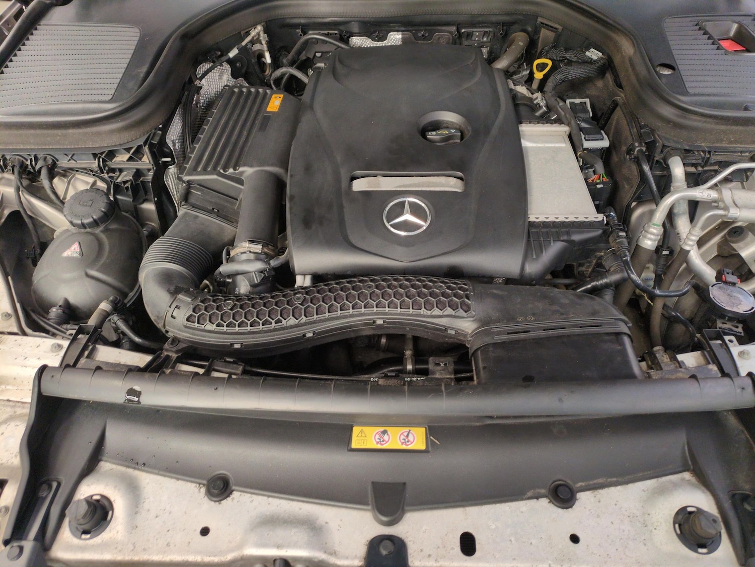 Used Mercedes-Benz GLC 2019 for sale - 76773867: Photo 32