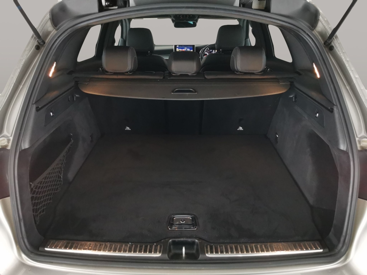 Used Mercedes-Benz GLC 2019 for sale - 76773867: Photo 33