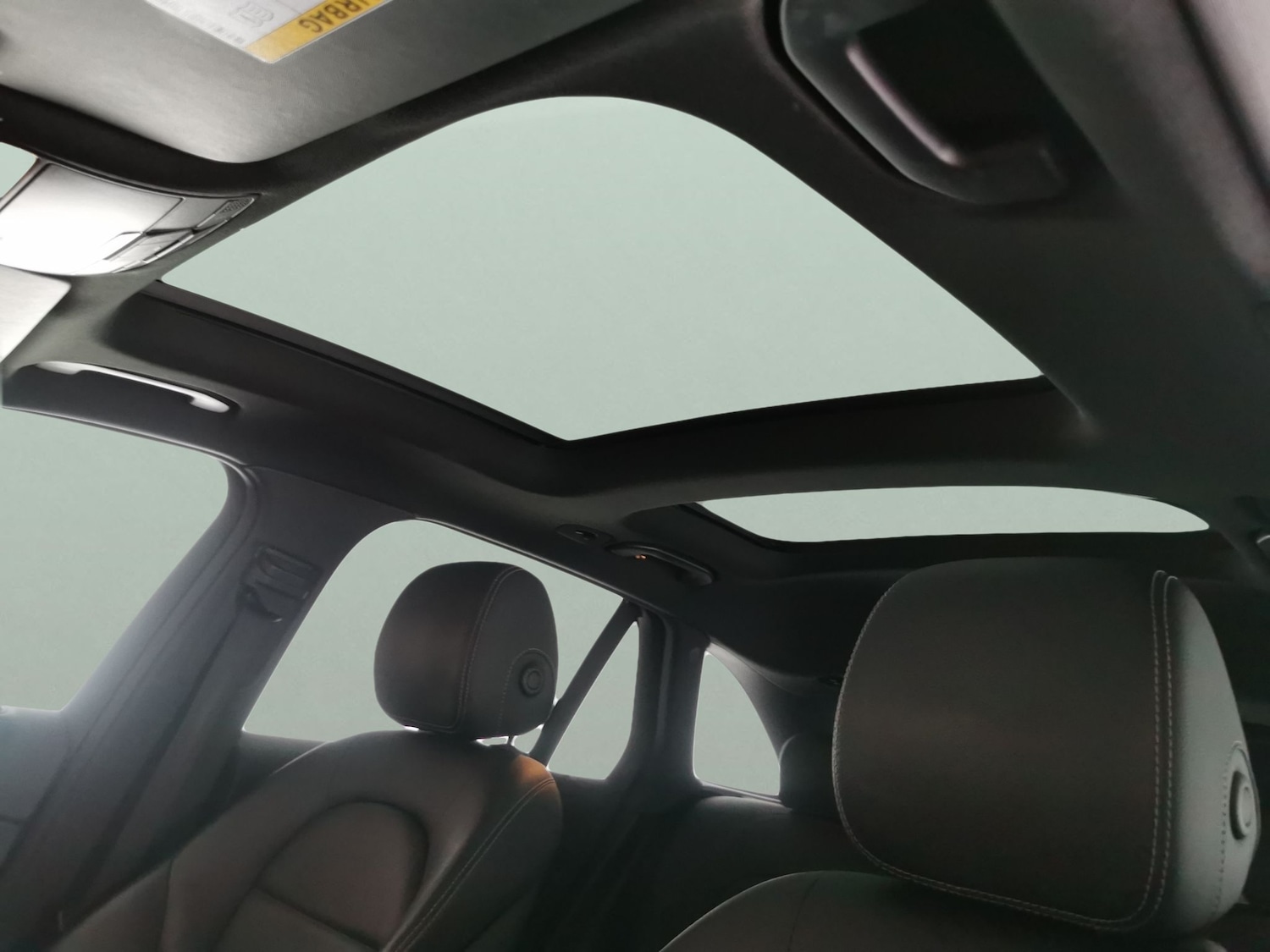 Used Mercedes-Benz GLC 2019 for sale - 76773867: Photo 6