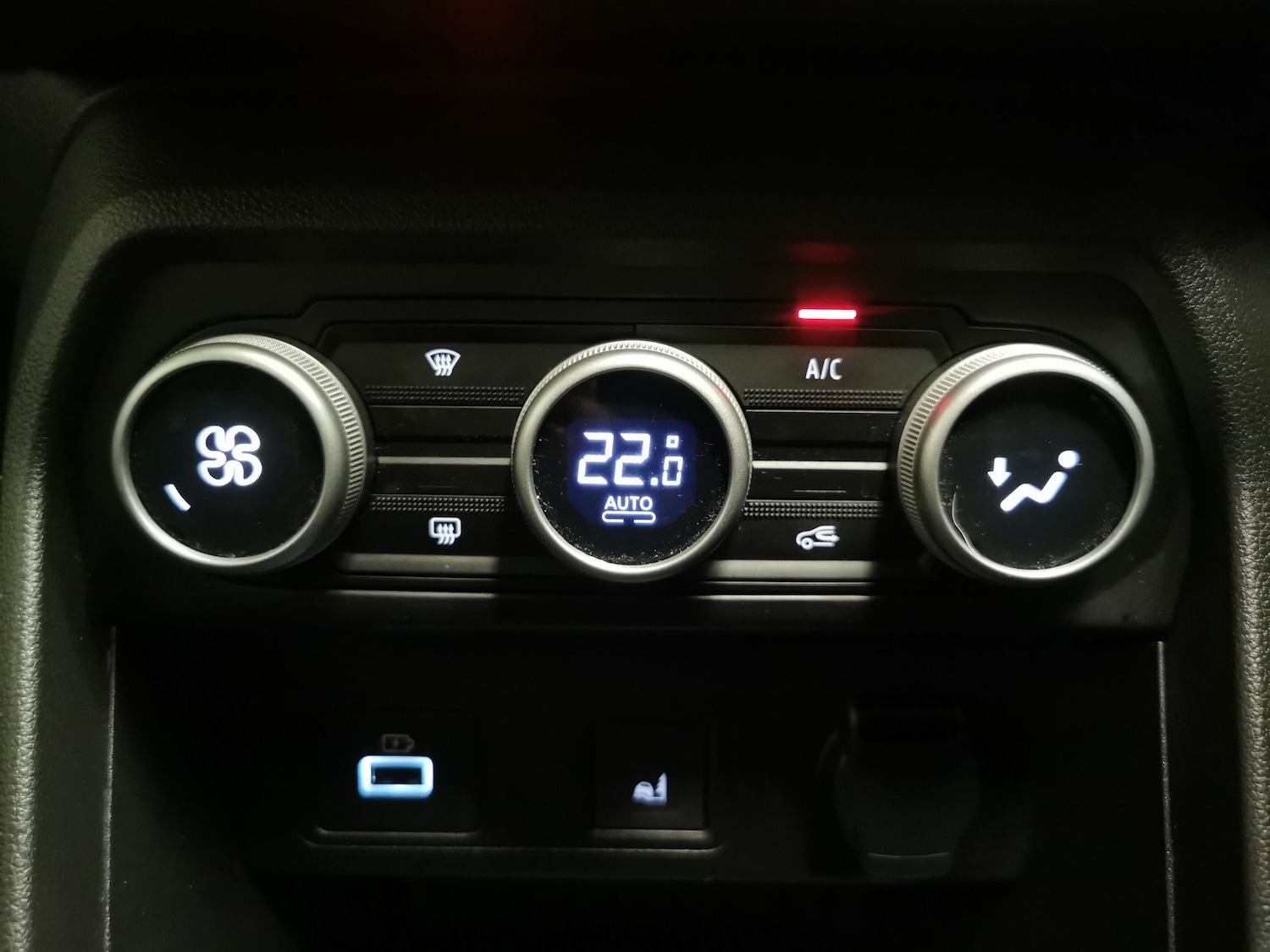 Used Dacia Sandero Stepway 2024 for sale - 76851457: Photo 19