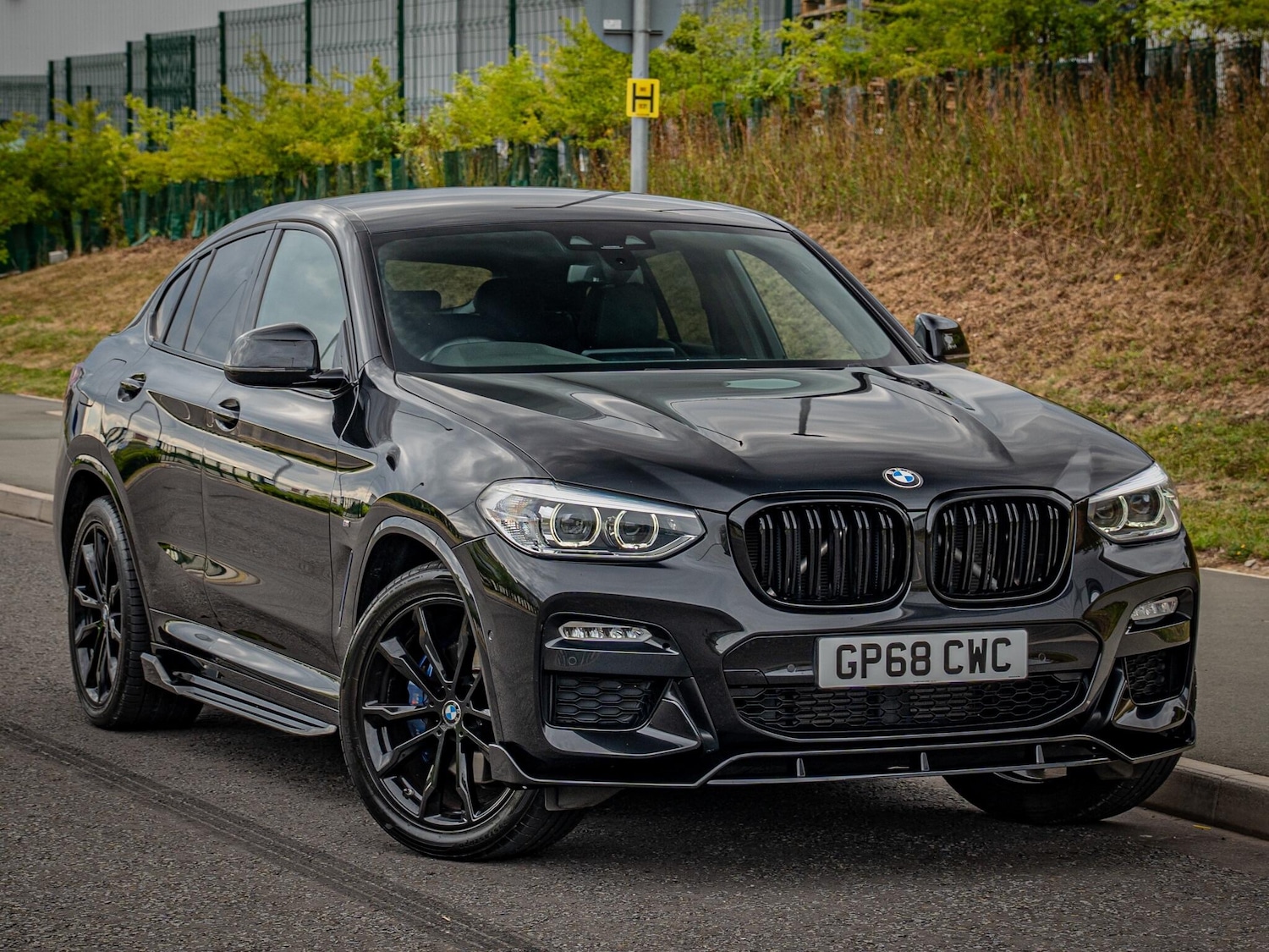 Used BMW X4 2019 for sale - 76899385: Photo 1