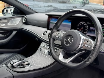 Used Mercedes-Benz CLS 2018 for sale - 76200567: Photo