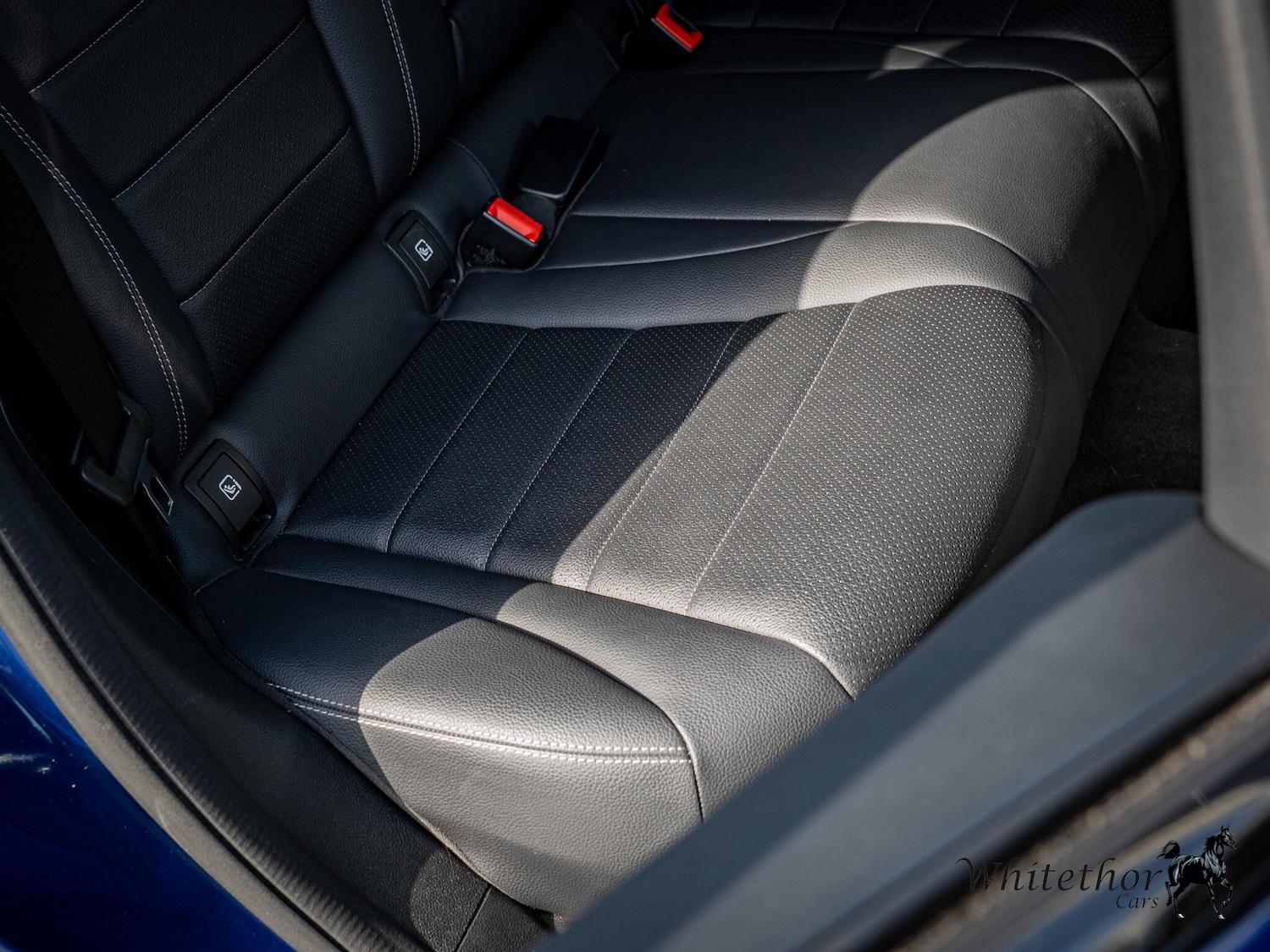 Used Mercedes-Benz GLC 2018 for sale - 75720070: Photo 30