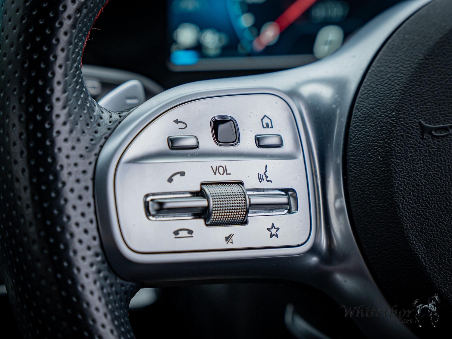 Used Mercedes-Benz GLA 2021 for sale - 76270108: Photo 42