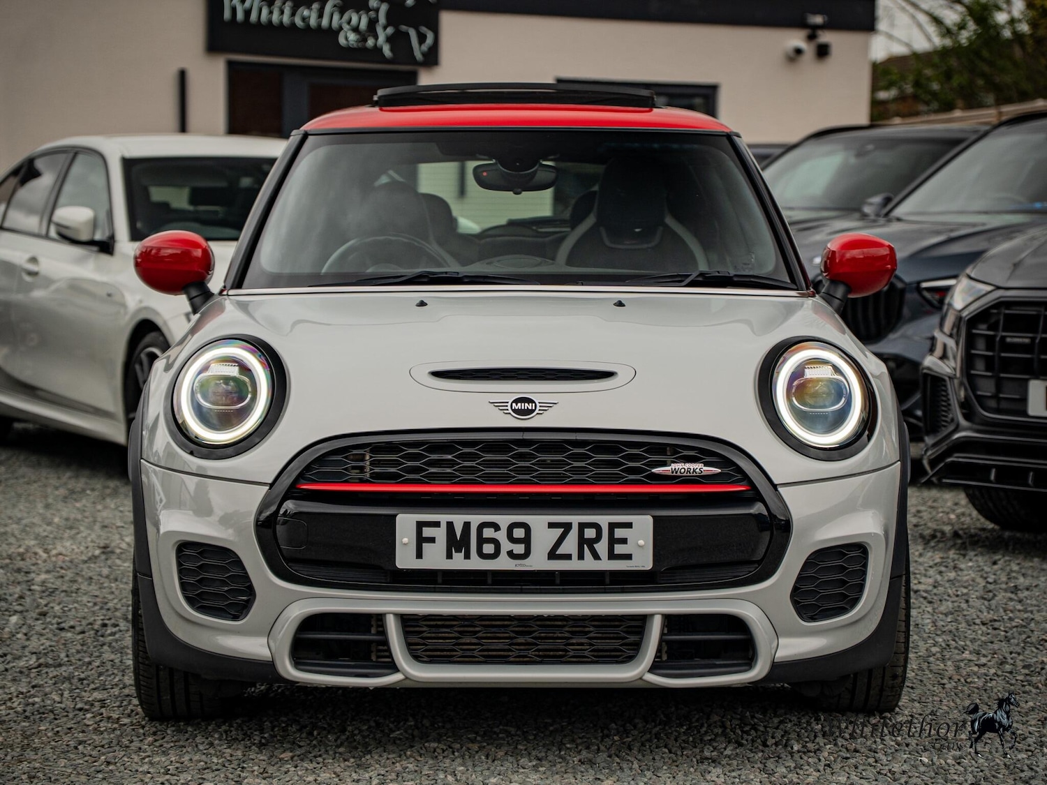 Used MINI Hatch 2020 for sale - 77645705: Photo 2