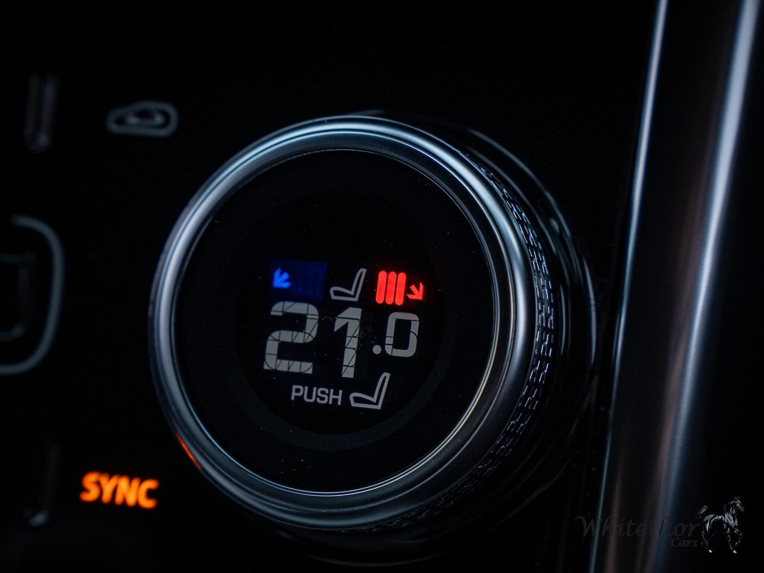 Used Jaguar XE 2020 for sale - 76992860: Photo 14