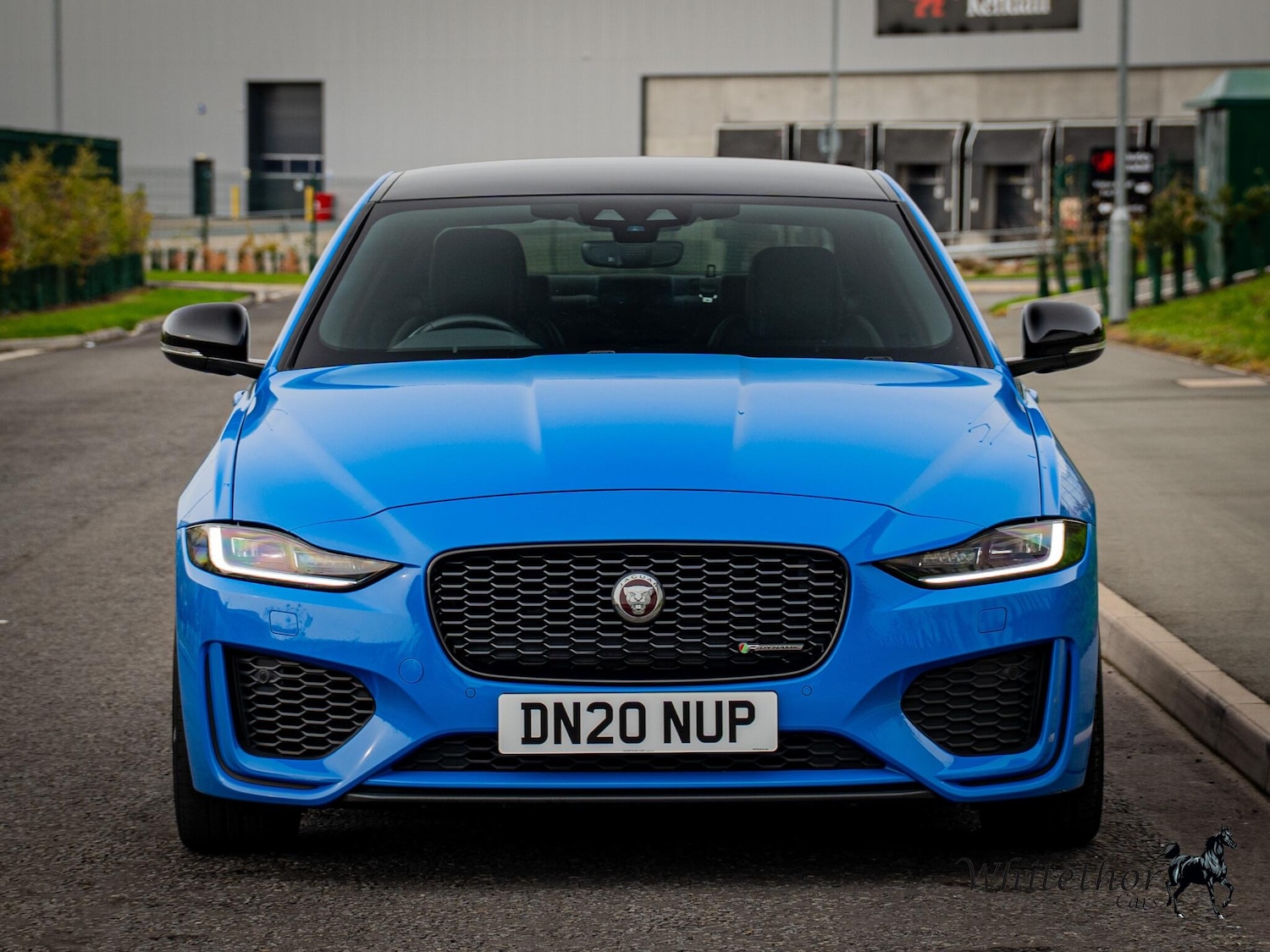 Used Jaguar XE 2020 for sale - 76992860: Photo 2