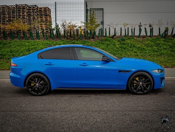 Used Jaguar XE 2020 for sale - 76992860: Photo