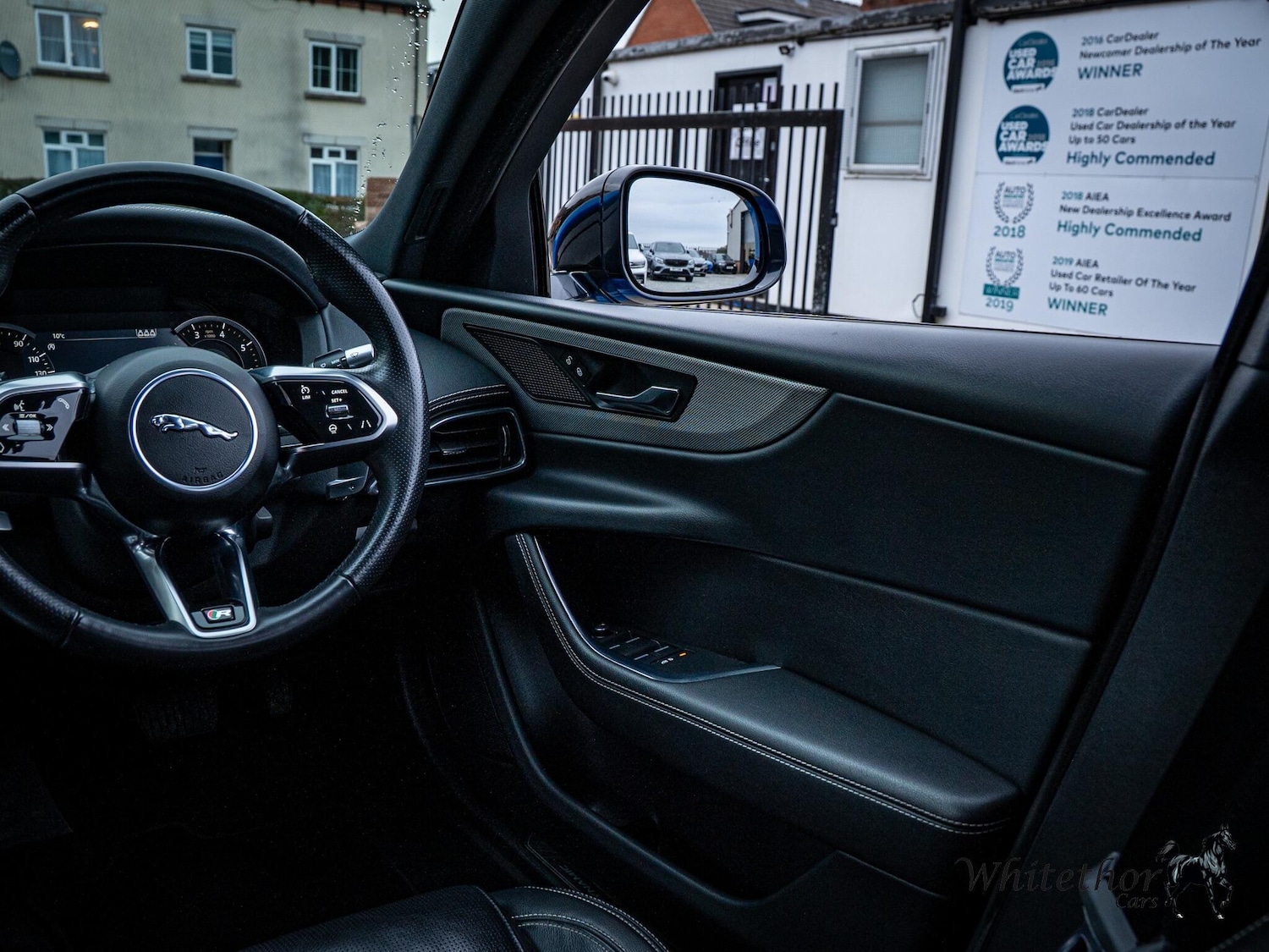 Used Jaguar XE 2020 for sale - 76992860: Photo 40