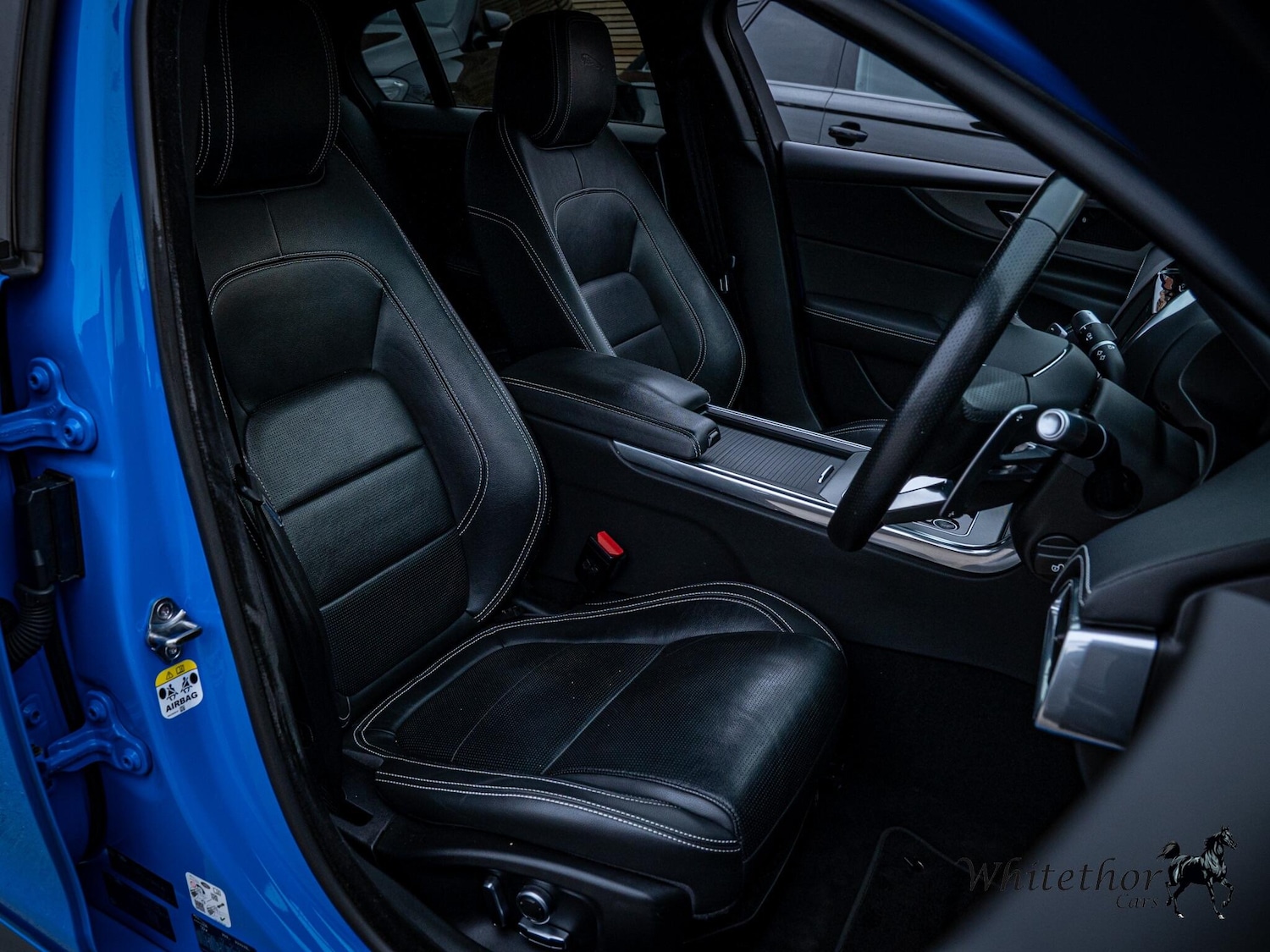 Used Jaguar XE 2020 for sale - 76992860: Photo 8