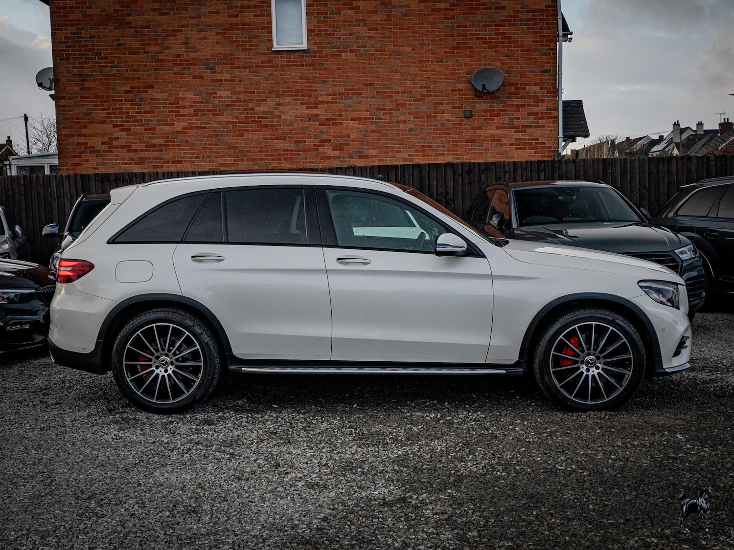 Used Mercedes-Benz GLC 2017 for sale - 76485223: Photo 3