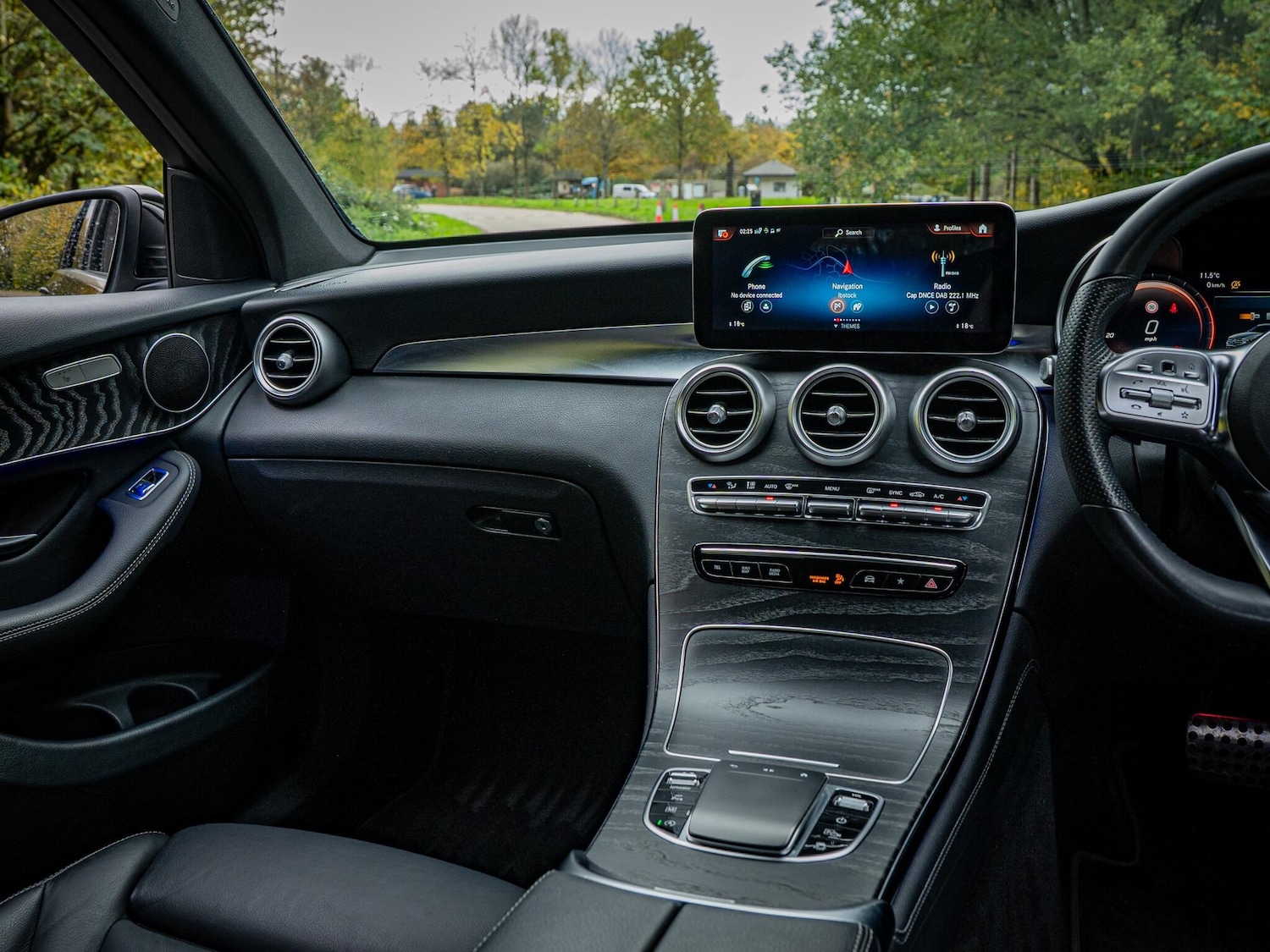 Used Mercedes-Benz GLC 2021 for sale - 76349800: Photo 37