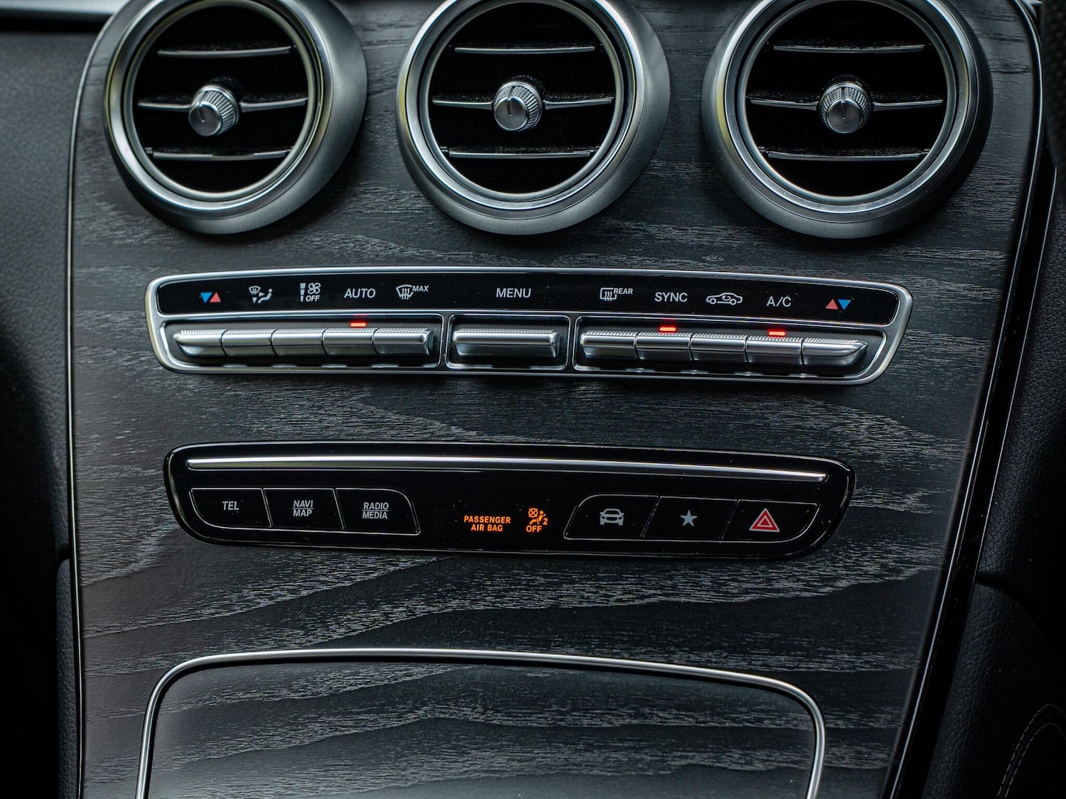Used Mercedes-Benz GLC 2021 for sale - 76349800: Photo 39