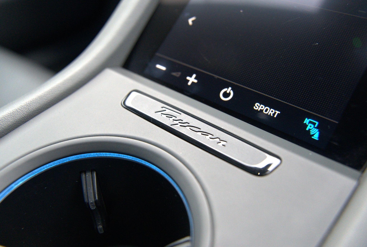 Used Porsche Taycan 2021 for sale - 76998951: Photo 11