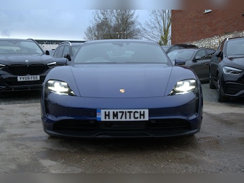 Used Porsche Taycan 2021 for sale - 76998951: Photo