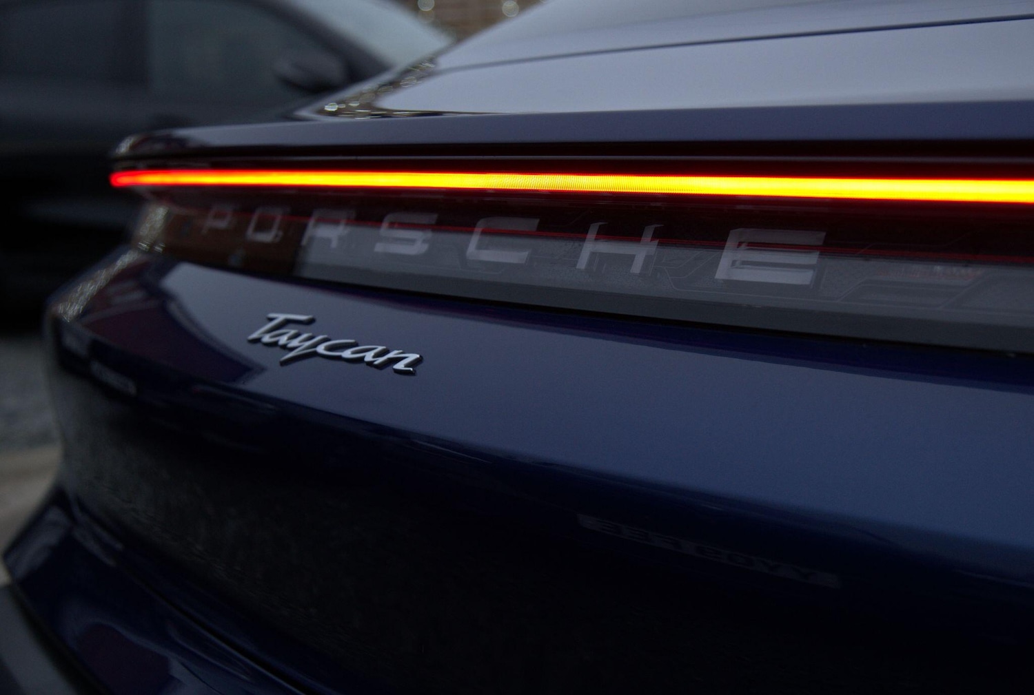 Used Porsche Taycan 2021 for sale - 76998951: Photo 5