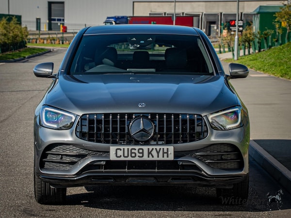 Used Mercedes-Benz GLC 2019 for sale - 75728608: Photo 2