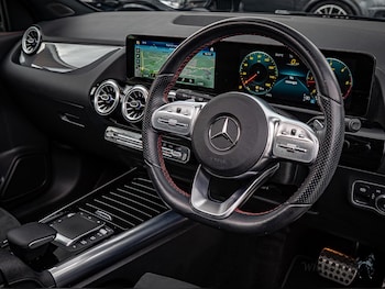 Used Mercedes-Benz GLA 2022 for sale - 79075132: Photo
