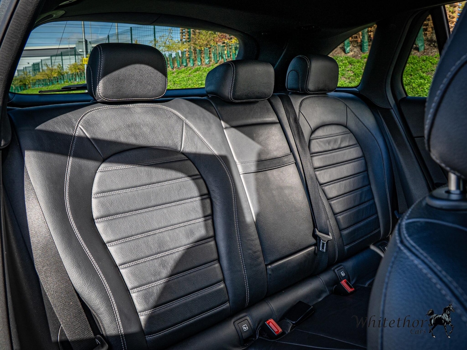 Used Mercedes-Benz GLC 2019 for sale - 76988745: Photo 31