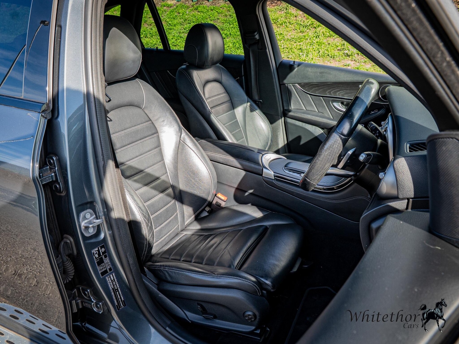 Used Mercedes-Benz GLC 2019 for sale - 76988745: Photo 8