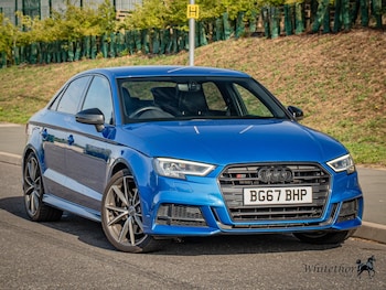 2017 (67) - 2.0 TFSI Black Edition S Tronic quattro Euro 6 (s/s) 4dr