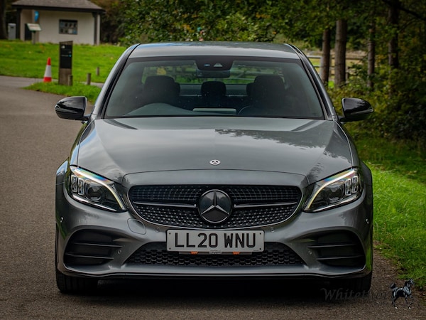 Used Mercedes-Benz C-Class 2020 for sale - 76152661: Photo 2