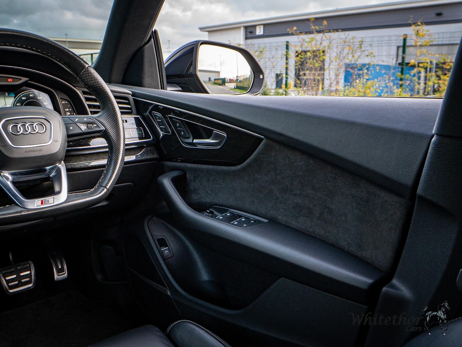 Used Audi Q8 2022 for sale - 76472279: Photo 40