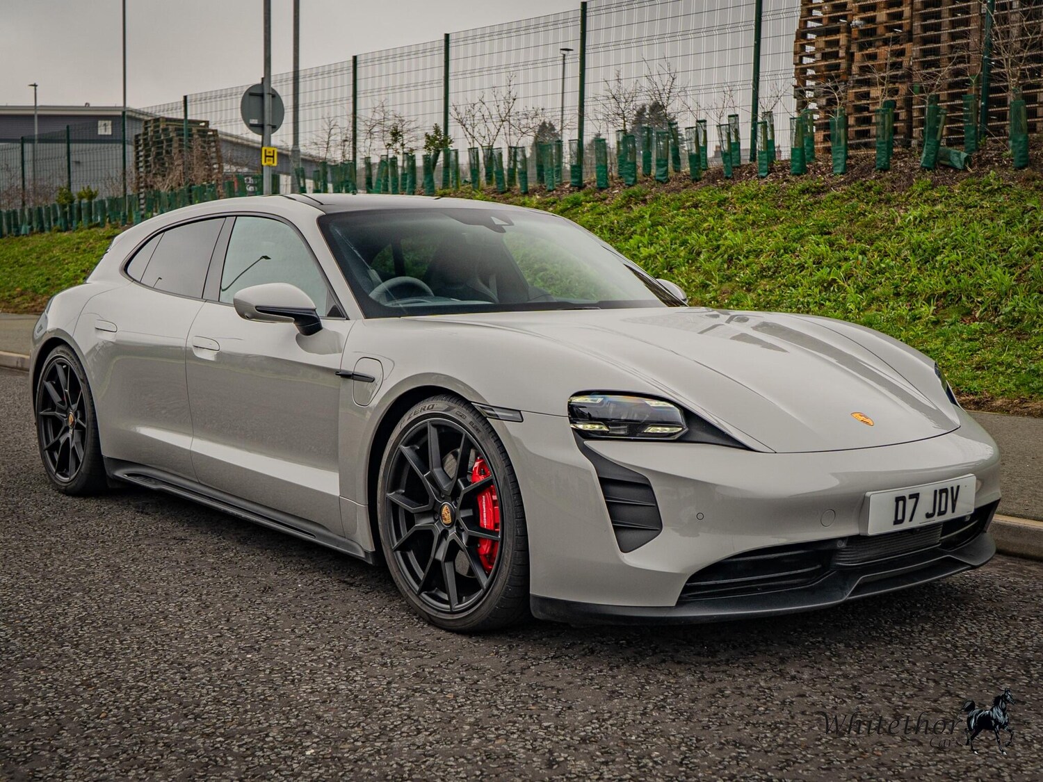 Used Porsche Taycan for sale - 77510560: Photo 25