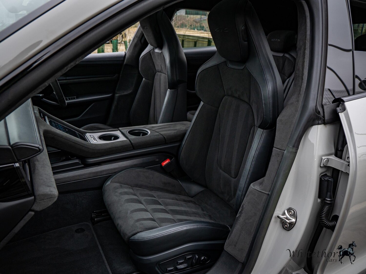 Used Porsche Taycan for sale - 77510560: Photo 29