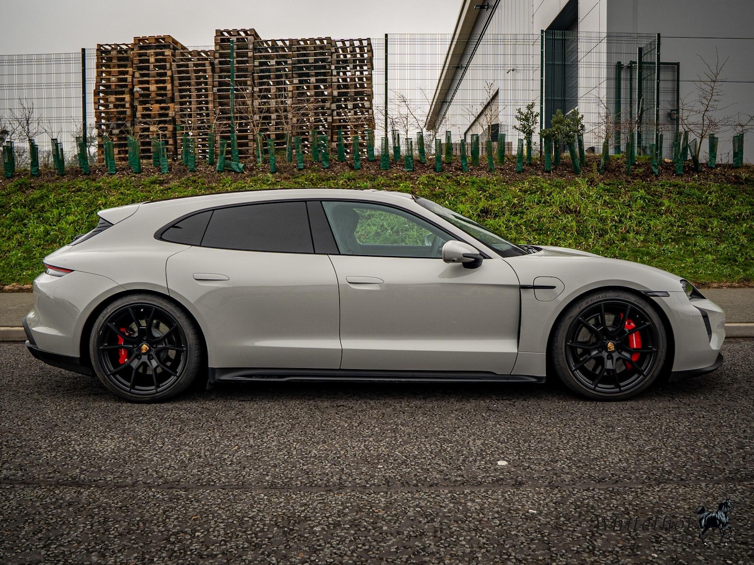 Used Porsche Taycan for sale - 77510560: Photo 3