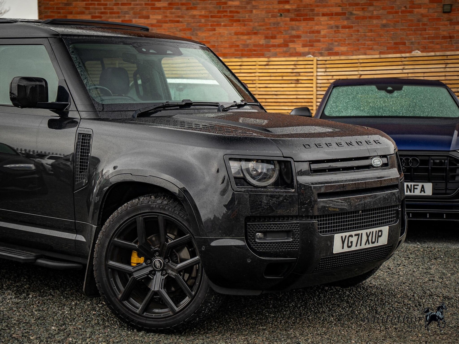 Used Land Rover Defender 110 for sale - 77853235: Photo 3