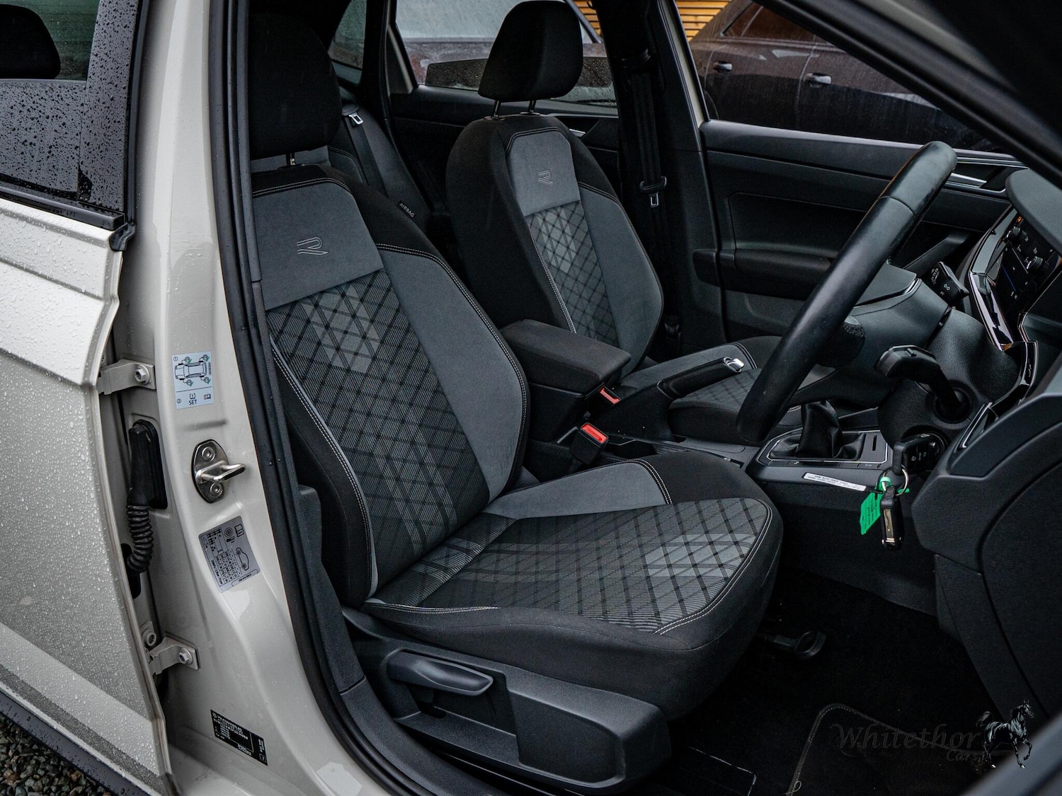 Used Volkswagen Polo 2023 for sale - 77598960: Photo 3