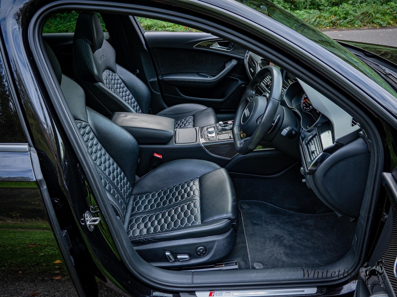 Used Audi RS6 2017 for sale - 76645876: Photo 27