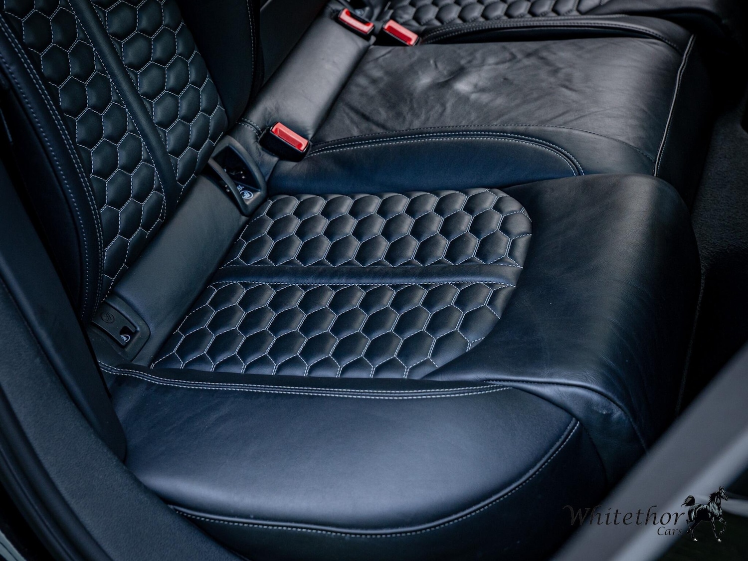 Used Audi RS6 2017 for sale - 76645876: Photo 32