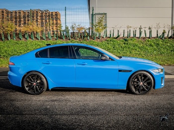 Used Jaguar XE 2020 for sale - 76399012: Photo