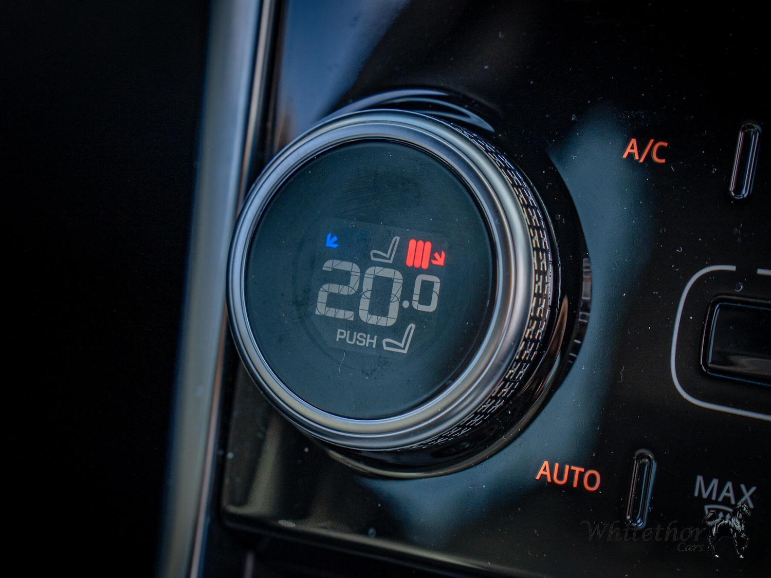 Used Jaguar XE 2020 for sale - 76399012: Photo 46