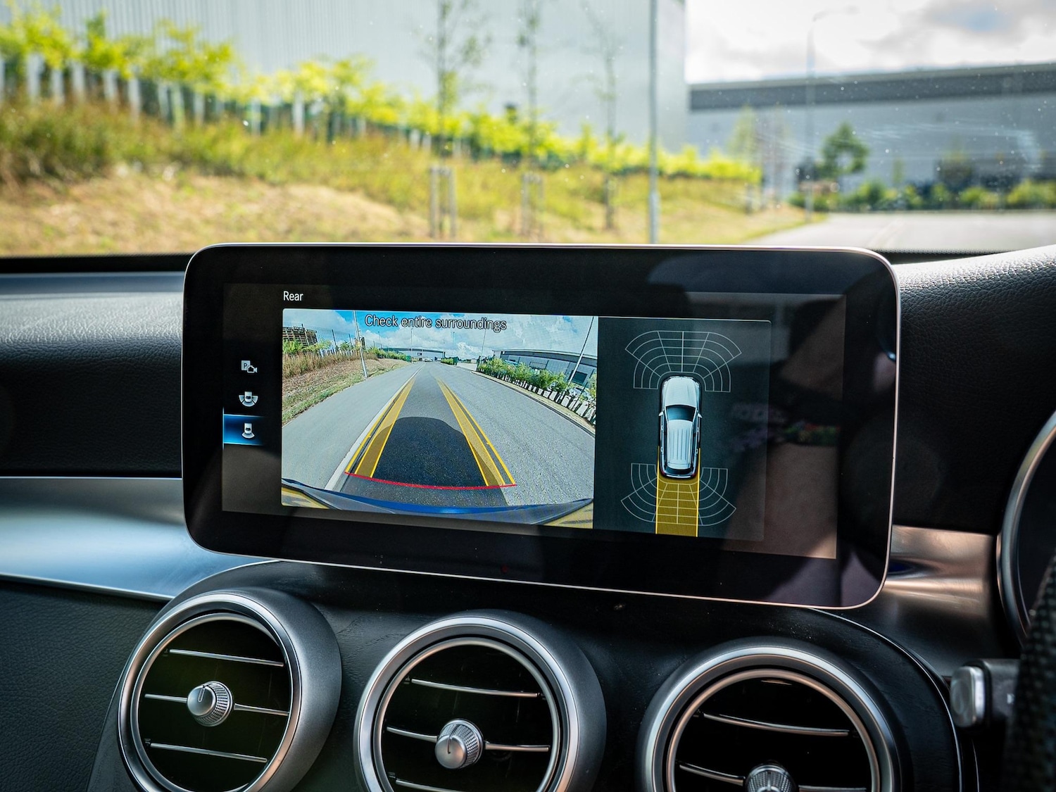 Used Mercedes-Benz GLC 2020 for sale - 76458084: Photo 13