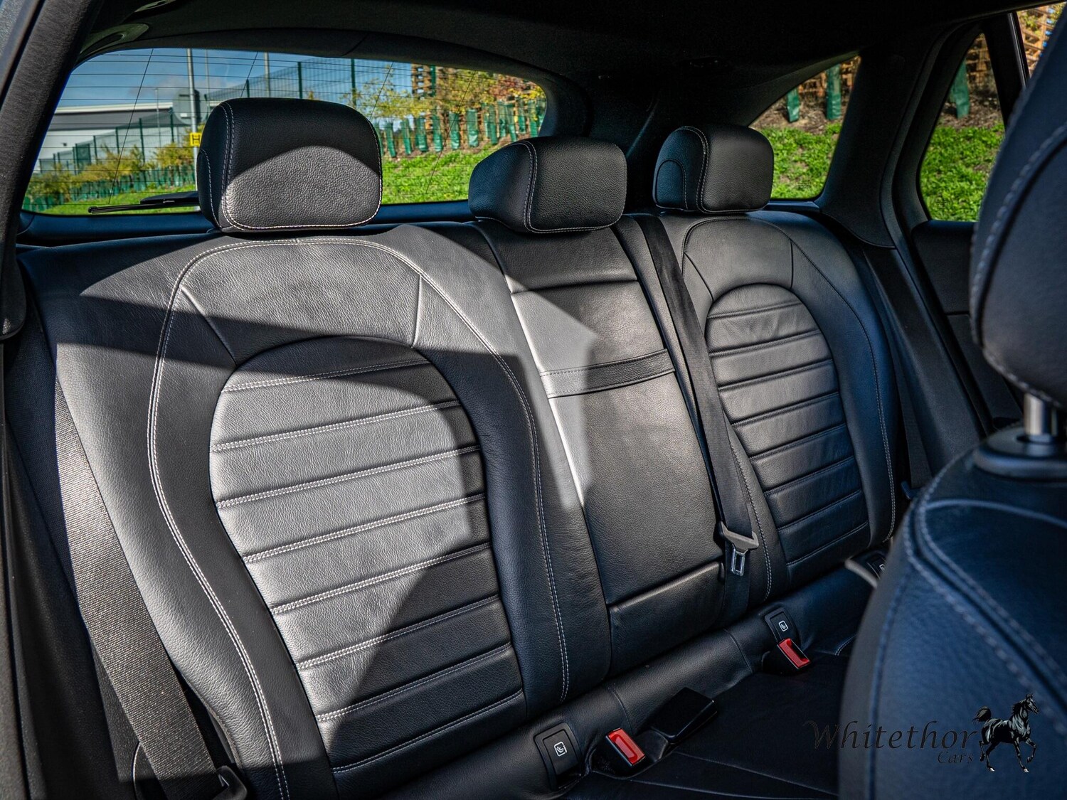 Used Mercedes-Benz GLC 2019 for sale - 75720567: Photo 31