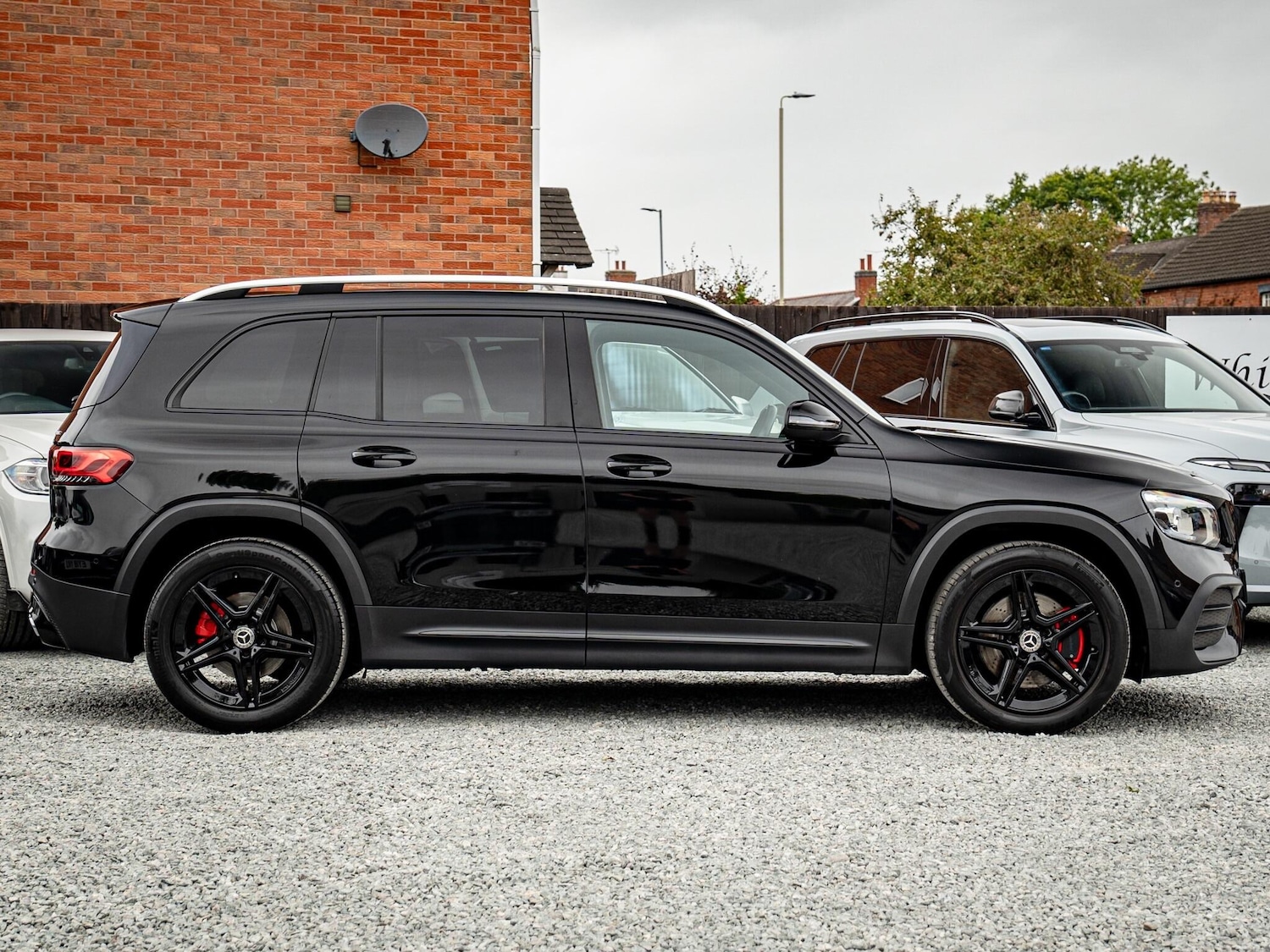 Used Mercedes-Benz GLB 2020 for sale - 76389341: Photo 3