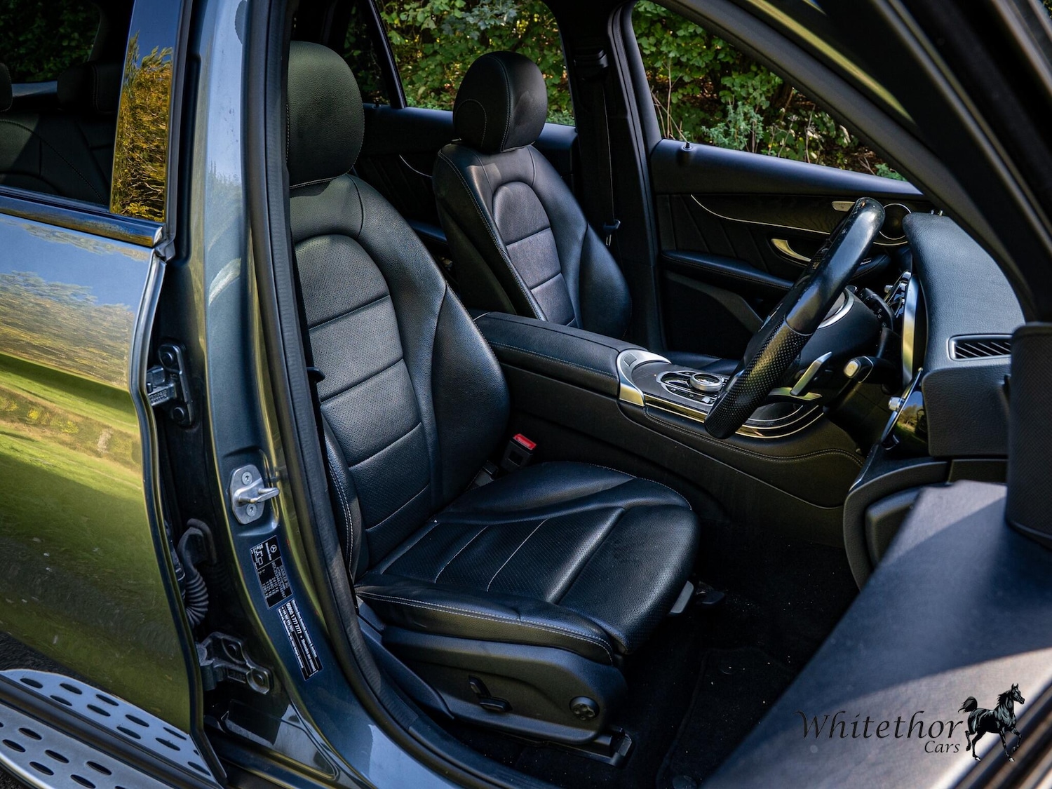 Used Mercedes-Benz GLC 2019 for sale - 76084883: Photo 8