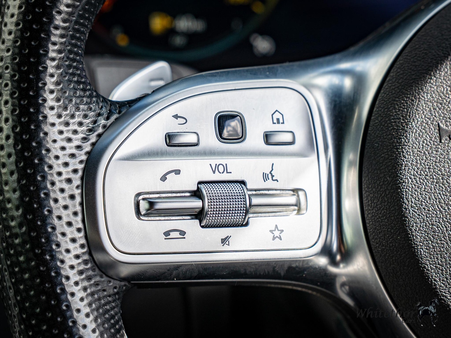 Used Mercedes-Benz GLC 2019 for sale - 75645935: Photo 42