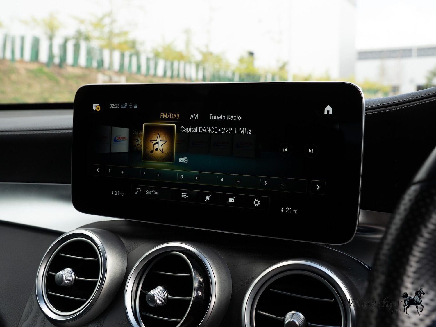 Used Mercedes-Benz GLC 2019 for sale - 75645935: Photo 51