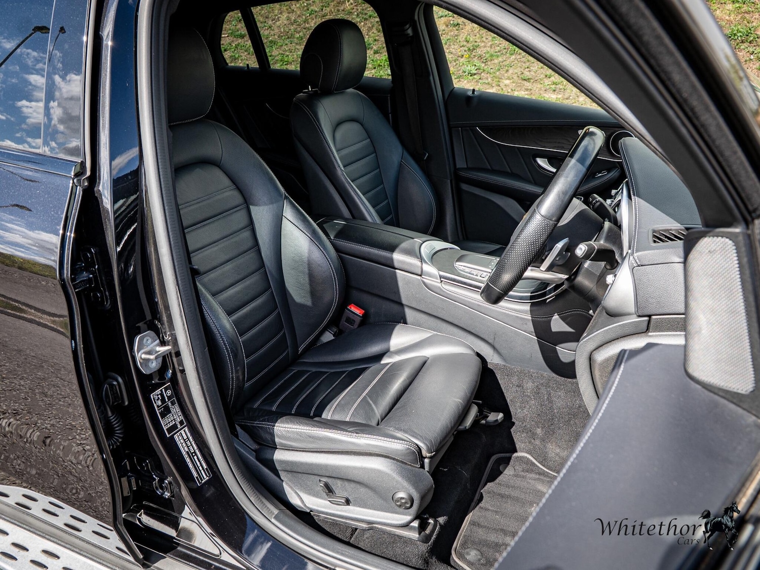 Used Mercedes-Benz GLC 2019 for sale - 75645935: Photo 8