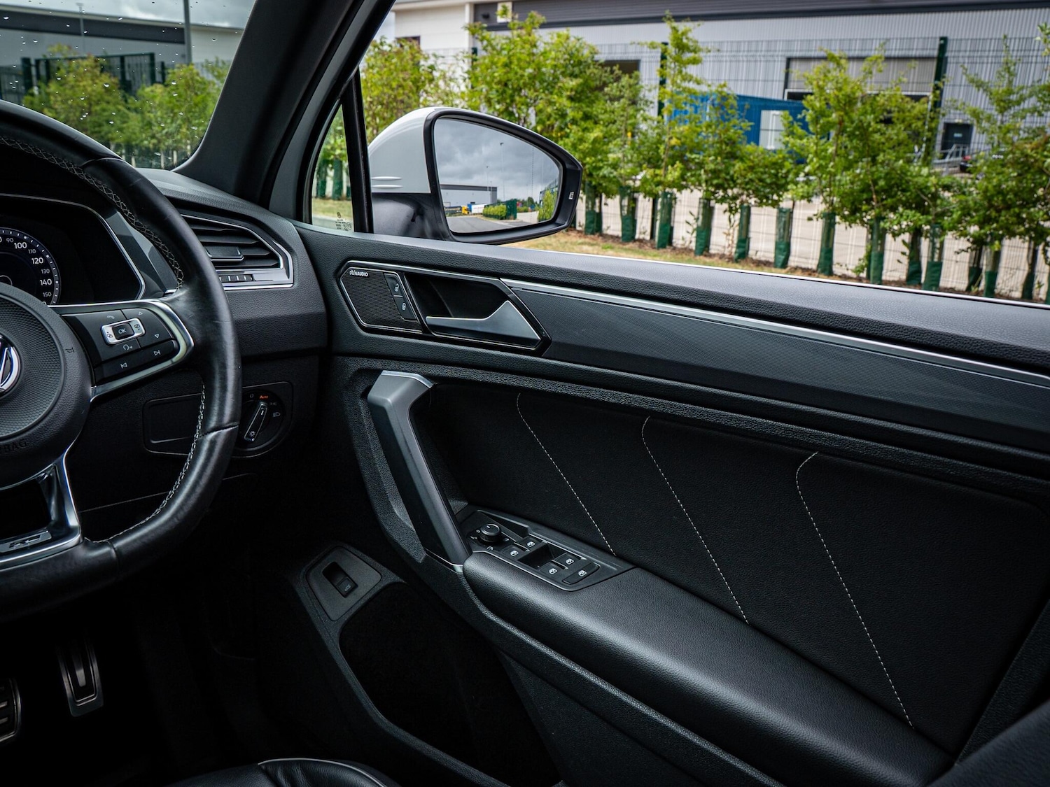 Used Volkswagen Tiguan 2018 for sale - 76425632: Photo 41