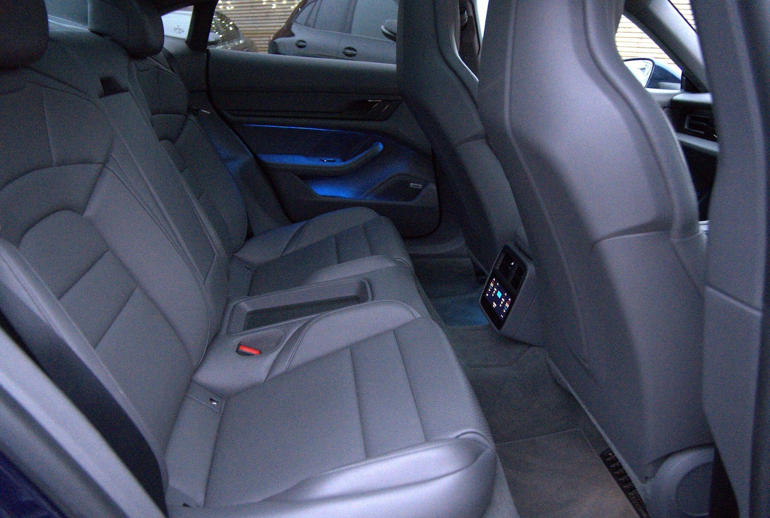 Used Porsche Taycan 2021 for sale - 76832677: Photo 7